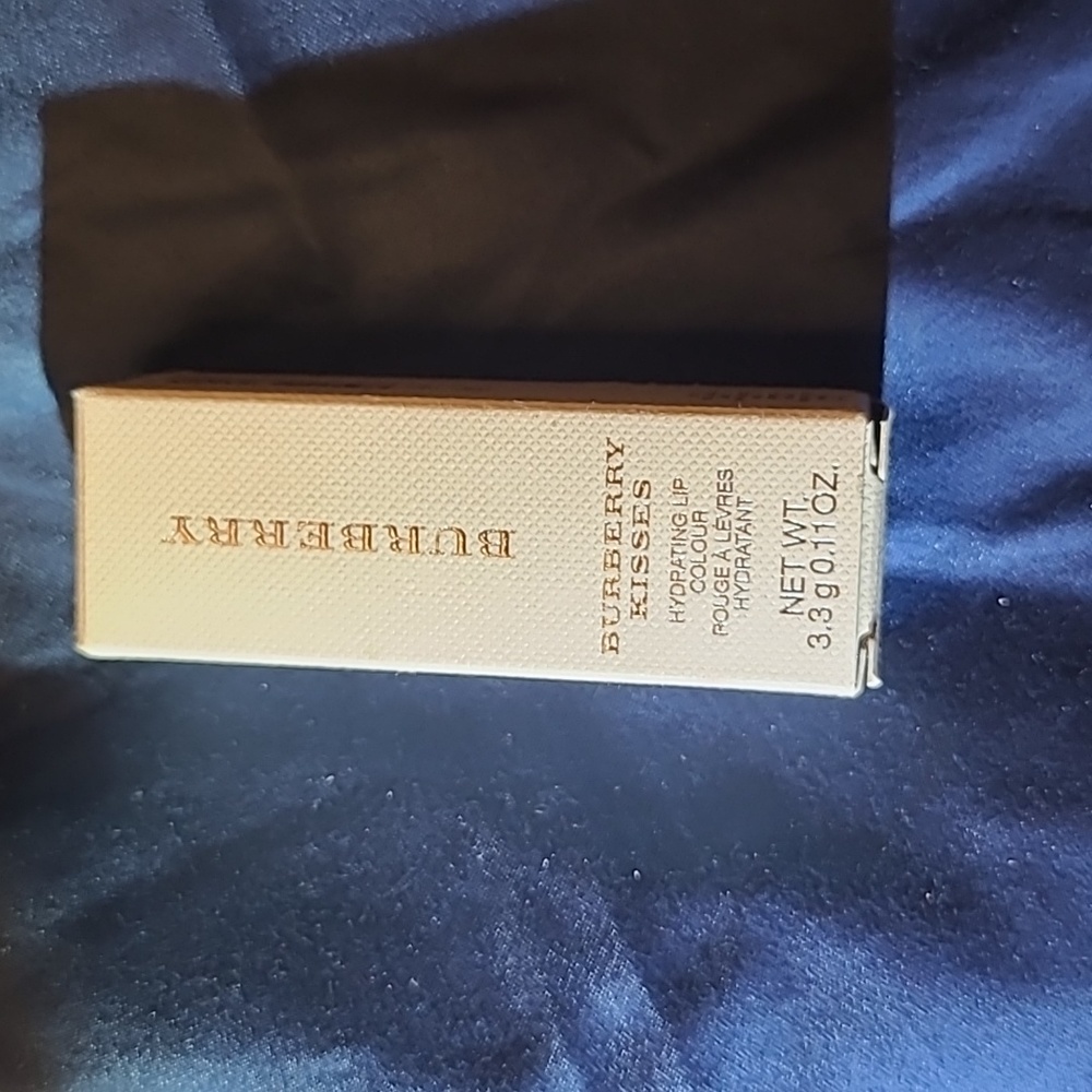 Burberry lipstick pomegranate pink no.41 - Picture 2 of 4